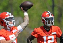 Browns head coach comments on Dillon Gabriel getting first snaps over Shedeur Sanders