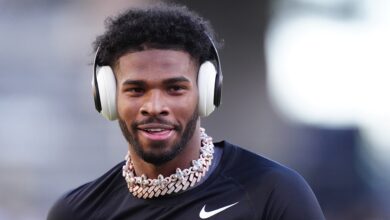 Deion Sanders cracks joke about Shedeur’s Browns locker