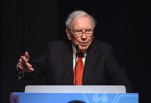 Warren Buffett will step down as Berkshire Hathaway CEO