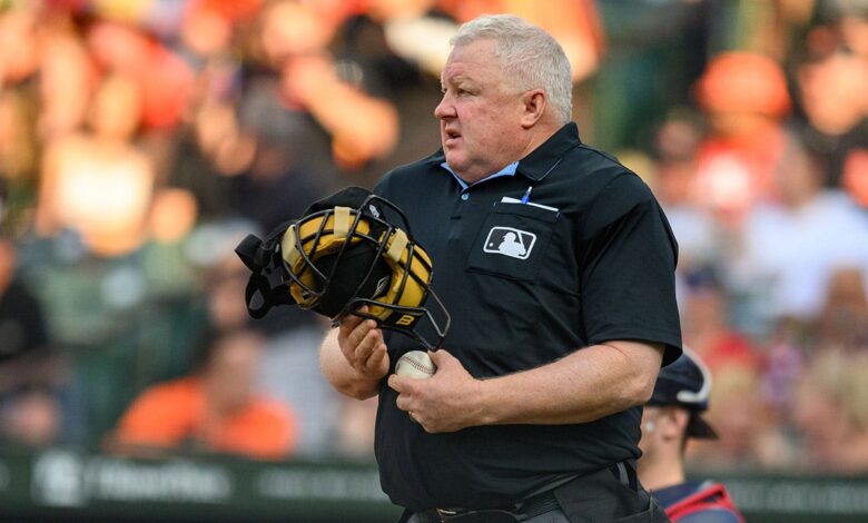 MLB umpire curses himself out after missing call MLB umpire curses himself out after missing call