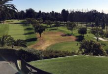 Plane makes emergency landing at Riviera Country Club