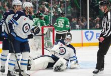 Stanley Cup playoffs: Controversial goal upends Stars-Jets Game 3