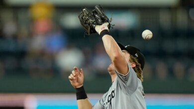 White Sox find new miserable way to lose