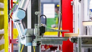 Amazon debuts a warehouse robot with a sense of ‘touch’